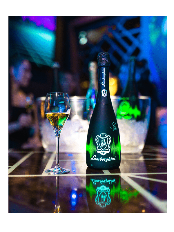 FOTO WEB VIP DRINK DJ LAMBORGHINI