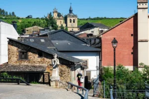 Verónica Ortega: de Cádiz al Bierzo por los viñedos viejos